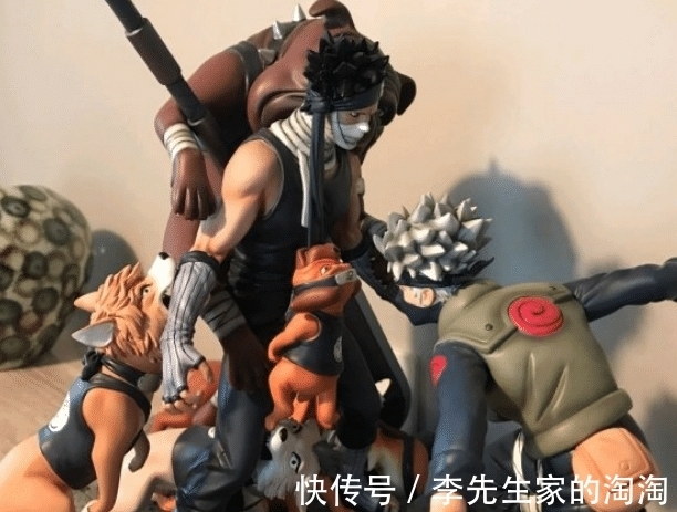 卡卡西|小哥晒再不斩之死手办,看到脚下的通灵兽,明白卡卡西多狠了