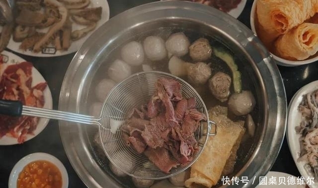 牛能|没有一头牛能活着走出潮汕,排队2小时探寻潮汕牛肉火锅的秘诀
