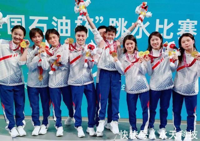训练|心疼全红婵!14岁天才的训练已经受干扰,红姐教练忍不住发话了