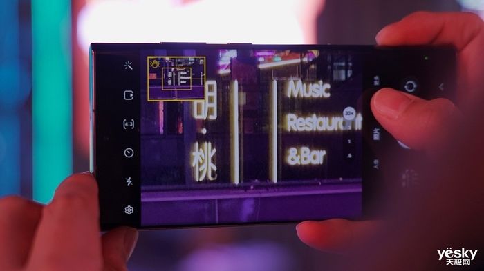 ultr“白天不懂夜的黑” 三星Galaxy S22 Ultra:我却更懂夜的美