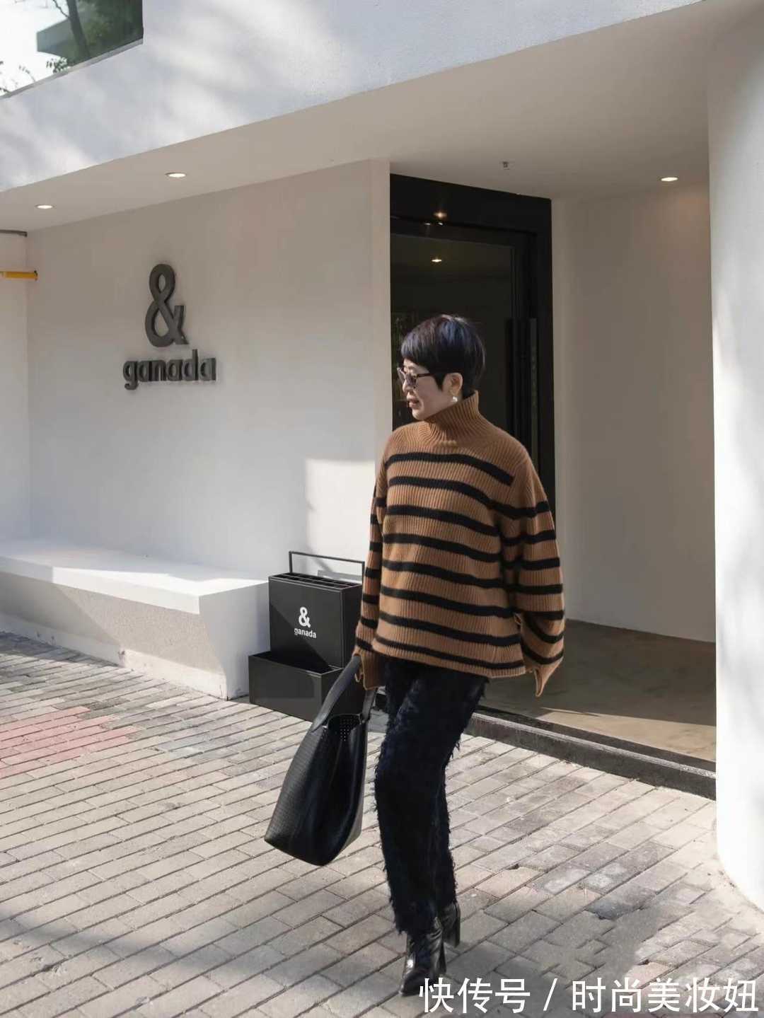 女性们 毛衣如何穿更“显贵”?看这位60岁奶奶的日常穿搭,高级又减龄