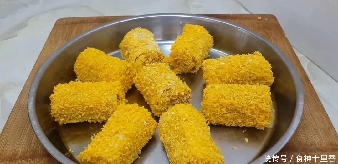 糯米又出新吃法,加2把红枣,个个焦脆又软糯,出锅孩子抢着吃