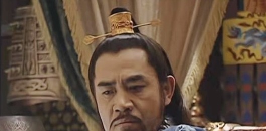 嘉靖@大明王朝，严嵩是人精，嘉靖是什么，抽空都能管好朝廷的妖怪