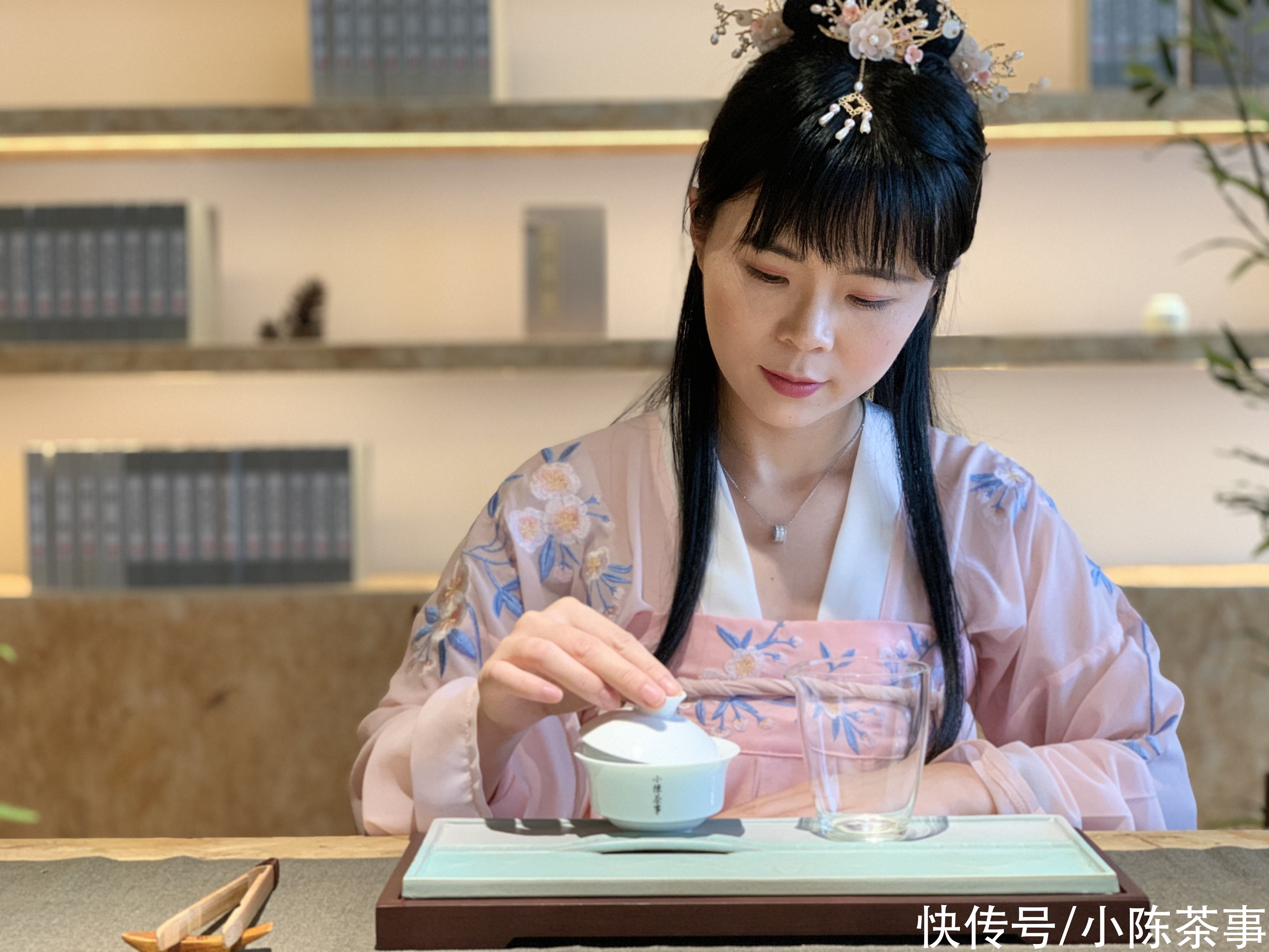  冲泡|还在用保温杯冲泡红茶？别再荼毒好茶了，红茶的正确泡法看过来