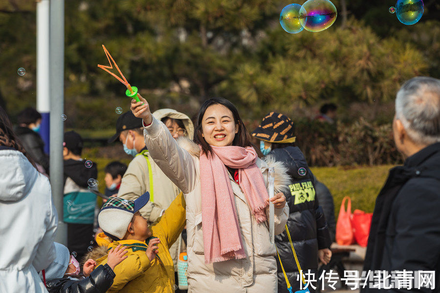 栈桥景区|假期最后一天，栈桥景区火爆