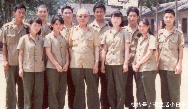 少有|他开国少将中少有担任大军区司令员的人，为何也是一位不走运的人