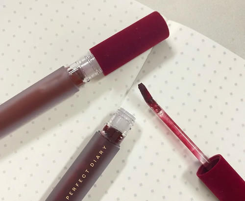 显白又贵气的平价口红来了，适合学生党的新年口红