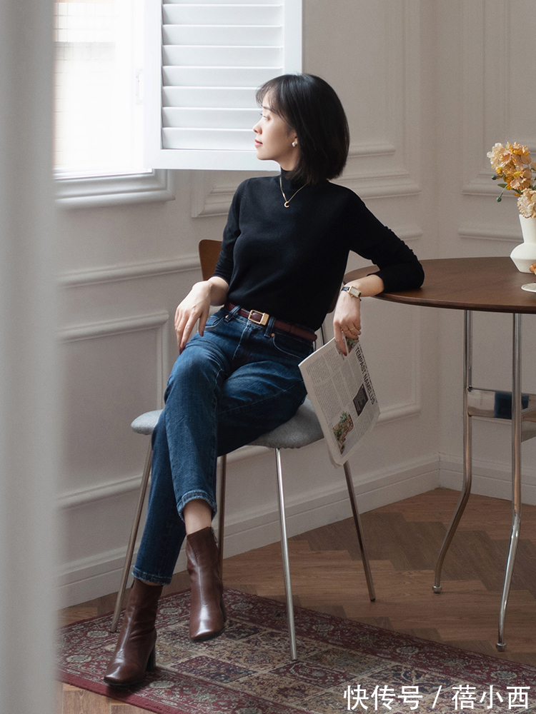 水洗|奔三奔四的女人,还是穿“牛仔裤”最时髦,搭配毛衣、衬衫真高级