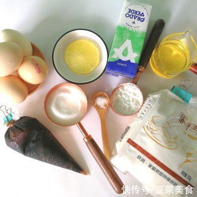 做法简单零失败的不粘模具一样轻松烤戚风蛋糕