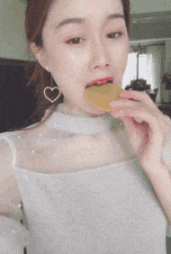 阿姨|“健身房阿姨的手臂都快45了...”