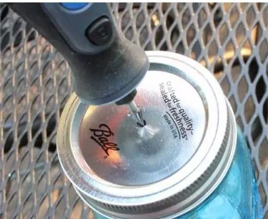 没想到老干妈瓶子能做成这个,后悔扔了那么多……