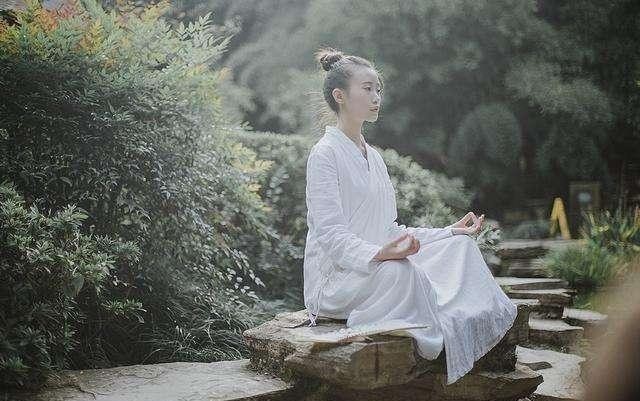 情景!李商隐最难懂的一首诗,千百年来众说纷纭,颔联是千古名句