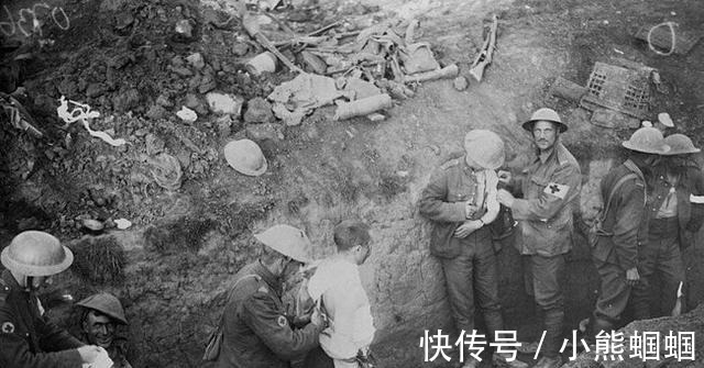 这19张老照片,似乎在某一瞬间,让人感到一丝诡异