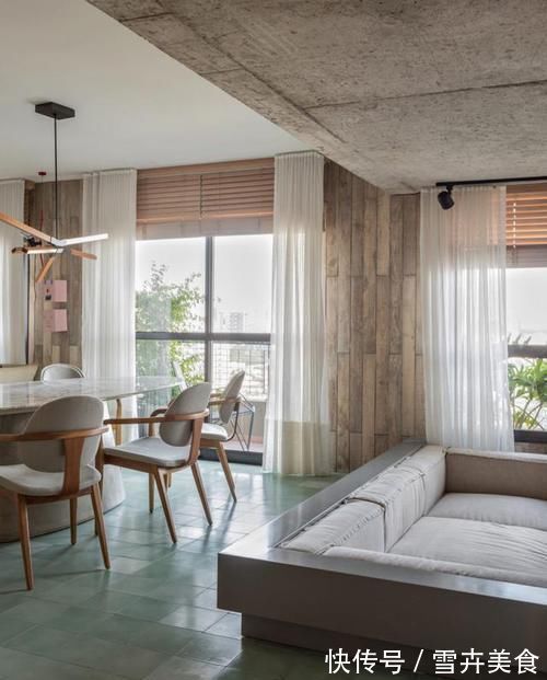 朋友家|翻新130平的家,卧室装得够隐蔽,藏在旋转木门,谁也找不到