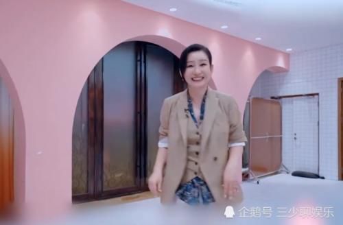 鹿晗 《创造营》请不到嘉宾让一个未出道的练习生担任嘉宾,全程平淡无味