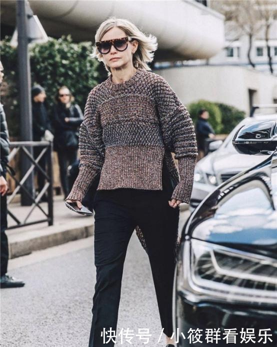 毛衣|毛衣+直筒裤才是今冬王者组合,多穿这些单品,时髦又好看