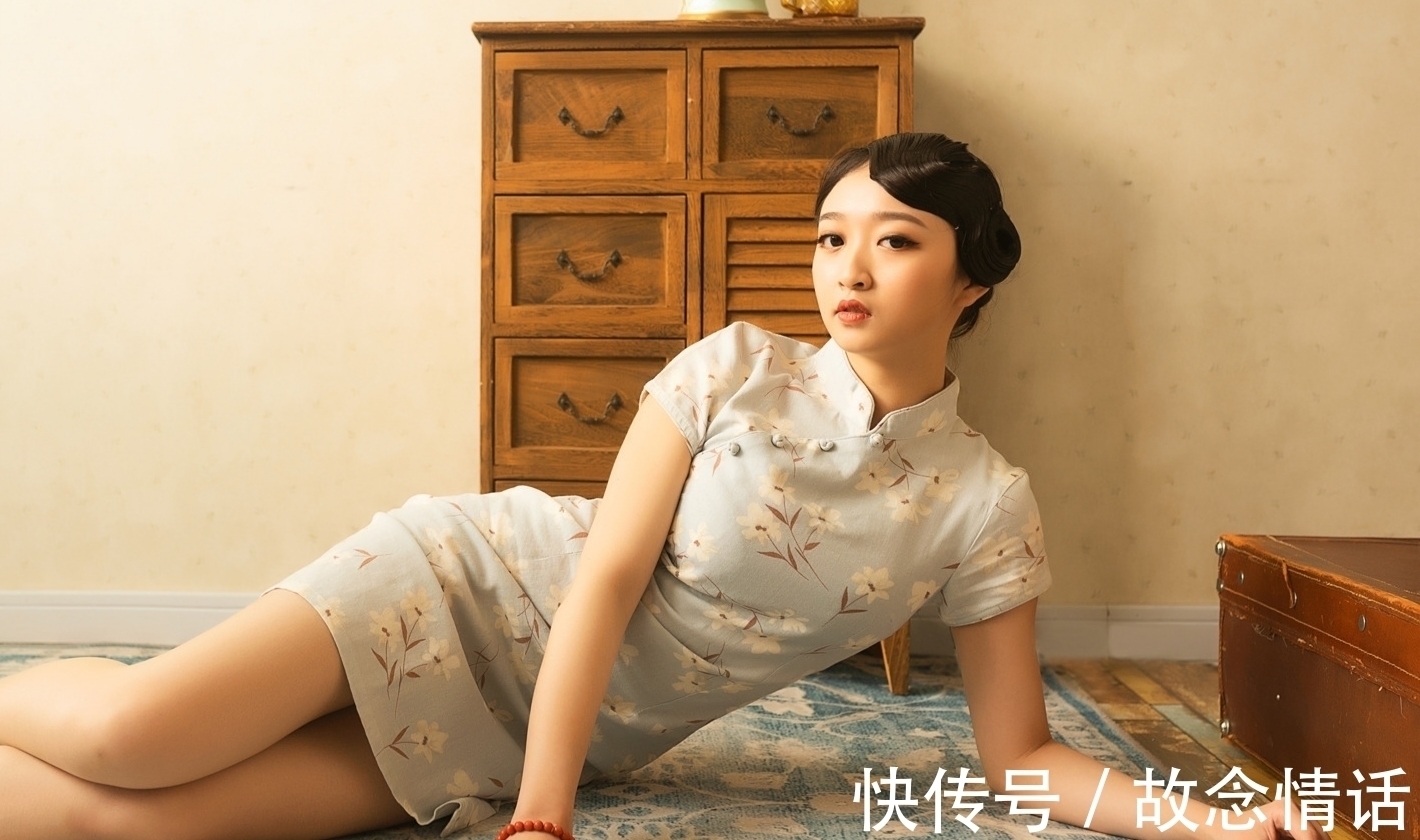 夜萤@诗·八首丨有恨天庭划两地,唯求鸳鸟一朝情