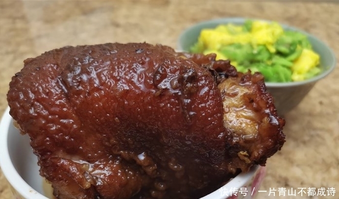 不油不腻,好吃不过走油蹄膀!