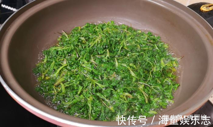 4月包饺子就用此菜，手脚冰凉的女性朋友要多吃，比芹菜韭菜还鲜