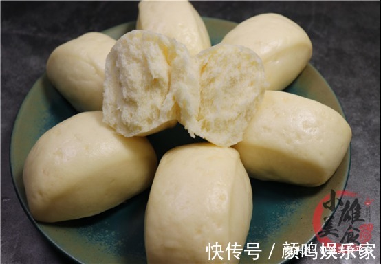 才知道，馒头放冰箱保存就错了！教你一招，放1个月不干硬不发霉
