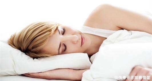 衰老|若平常,有此3个好习惯的女性,不会显老,占1个,也很好