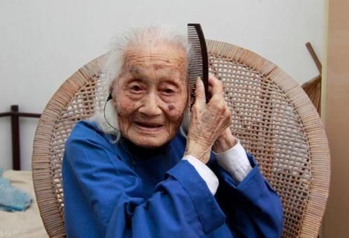 平均寿命|人活到多少岁算长寿？医生：若能超过这个岁数，已经很幸福了