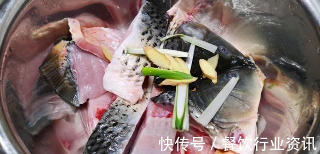 鲤鱼这样做,实在太香了,不蒸不炸不红烧,一顿能多吃两碗米饭