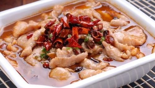 美食优选：酸辣开胃泡鸡爪，水煮肉，豆皮炒青菜，鲜虾番茄豆腐的做法