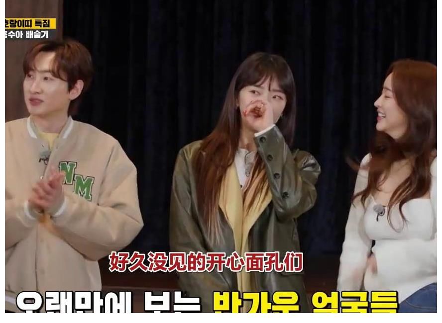 时隔多年，再看裴涩琪跳复古舞，她还是没有变，我们却已经老了