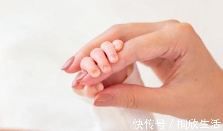 妈妈|婴儿的这8种反射，6个月内基本会消失，若缺乏可能是'脑损伤'