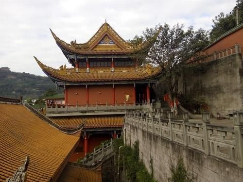 重庆一座全国重点寺院，建筑具有中西风格