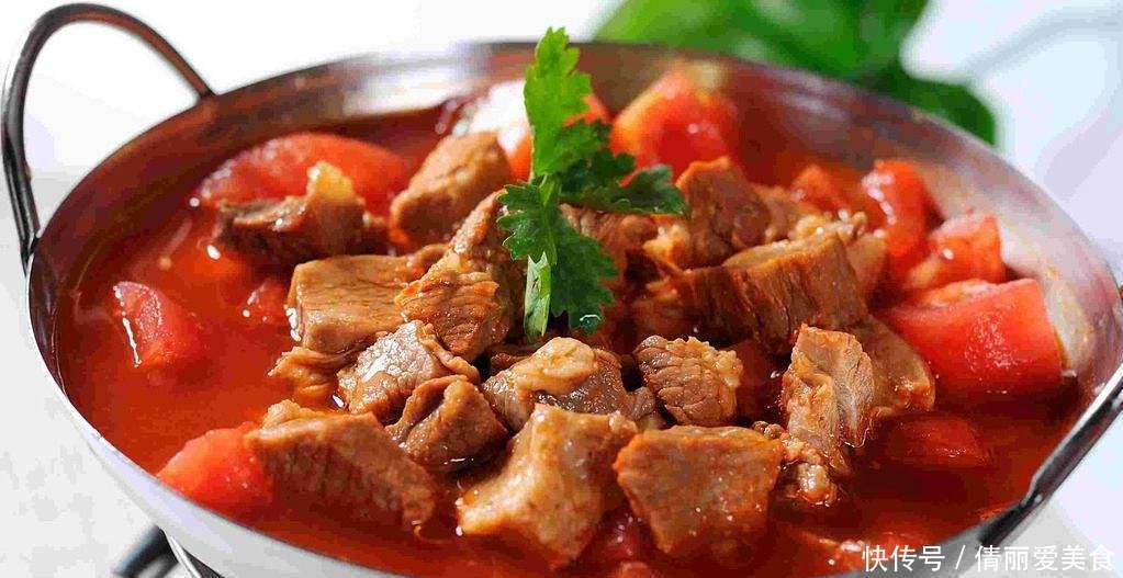 家常|自制家常西红柿炖牛腩,做法简单又营养,好吃到汤汁都喝光!
