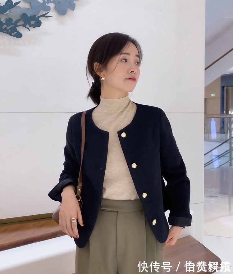 part 40岁女人多穿“纯色上衣”,记住这3个搭配思路,气质远胜同龄人