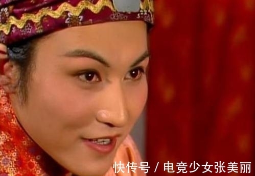 贾琏#王熙凤究竟有没有红杏出墙,与侄子贾蓉有染?贾蓉酒后道出真相