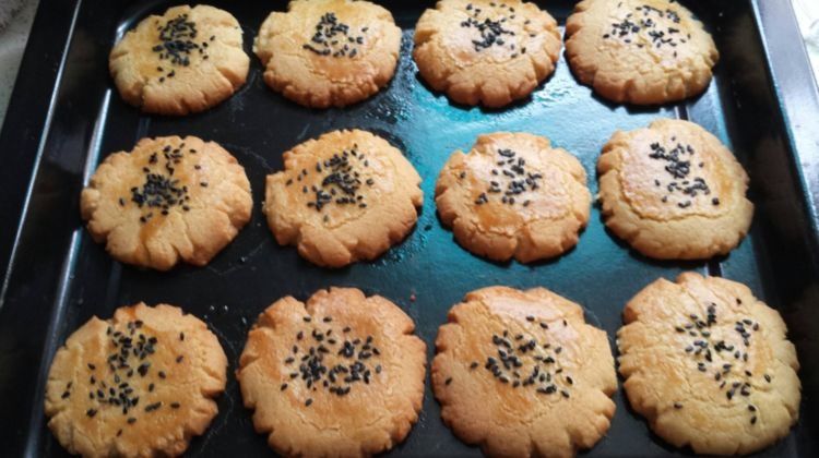 花几千元学做桃酥，现在教你做，酥脆香甜零添加，不比外面卖的差