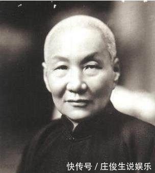 下跪|青帮里最厉害的角色,比杜月笙厉害,军阀躲着走,杜月笙见了下跪