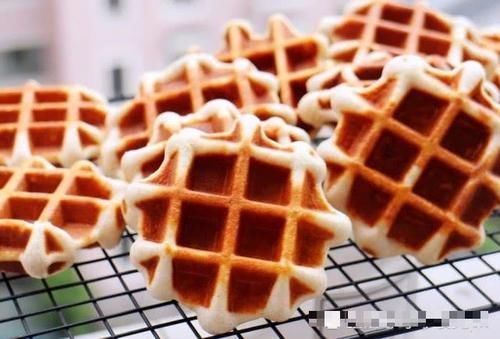 1把面粉,1个鸡蛋,烤一烤,个个香甜,还松软,比面包还好吃