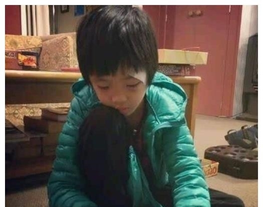 刘海|录《爸爸去哪儿》造成眼角永久性伤害，13岁费曼露无刘海正脸