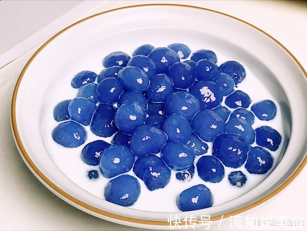 女孩们，快来了解一下这几款高颜值又美味的夏日甜品，消暑又好吃