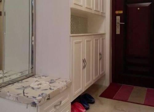 手机充电|新房入住我就想哭,当初脑子锈到了,客厅装修留下16件装修遗憾事