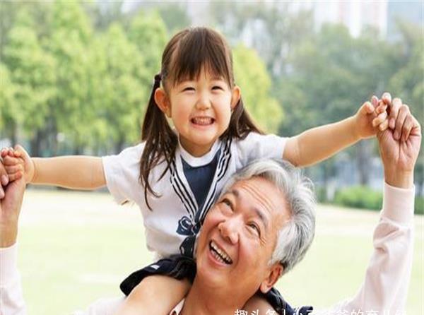 琪琪|婆婆带孙子睡觉从来不哭，可妈妈却勃然大怒：为老不尊，不要脸！