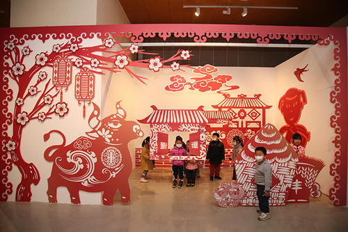  生活|“巧手映小康——第五届全国儿童剪纸作品展”在京开幕