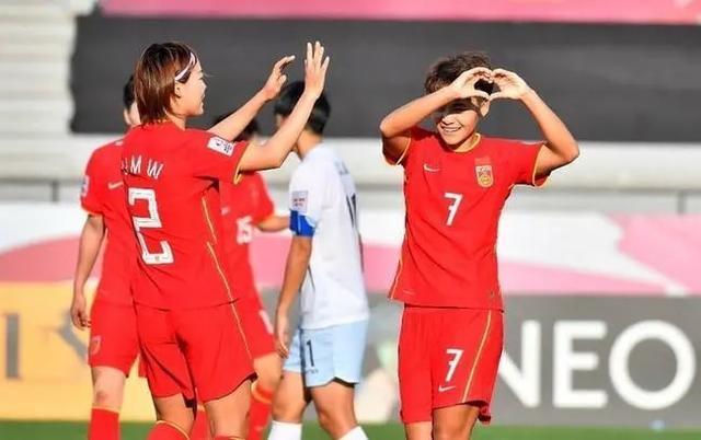 球迷|上午8点!中国女足传来喜讯:足协做出难得决定,球迷齐声点赞