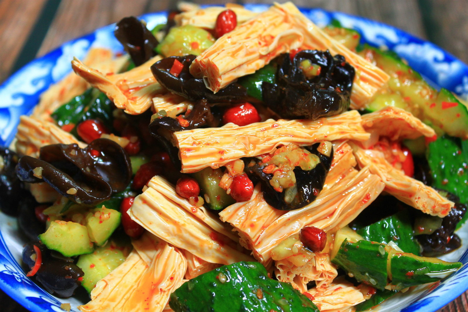 凉拌黄瓜，别直接加醋和生抽，记住“2211”，保证又脆又香还入味