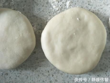 馅饼|萝卜丝饼这做法最好吃,不发面也不烫面,薄皮馅多,咬一口还流汁