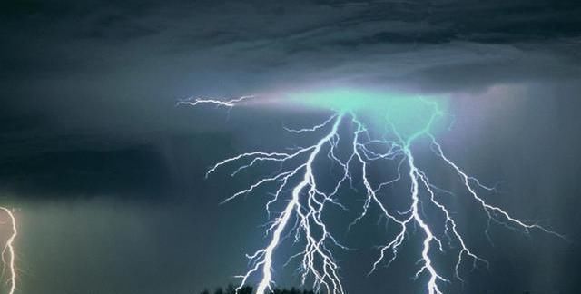 小米|经常失眠，不好入睡常吃“1物”，多做“1事”，让你一觉到天亮