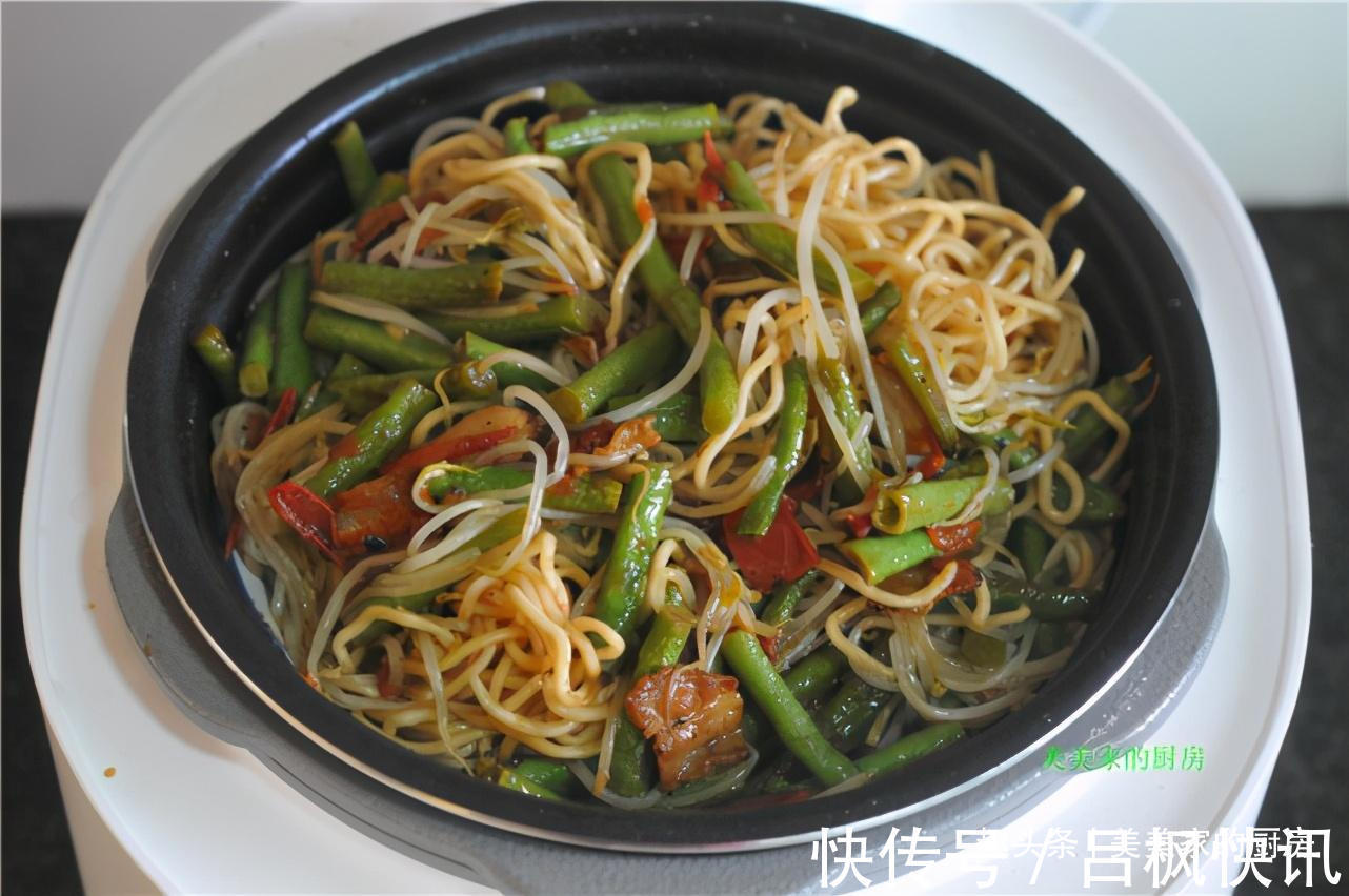 电饭锅|天冷，儿子迷上了此碗面，爽滑多汁，香气扑鼻，1周5次嫌不够！