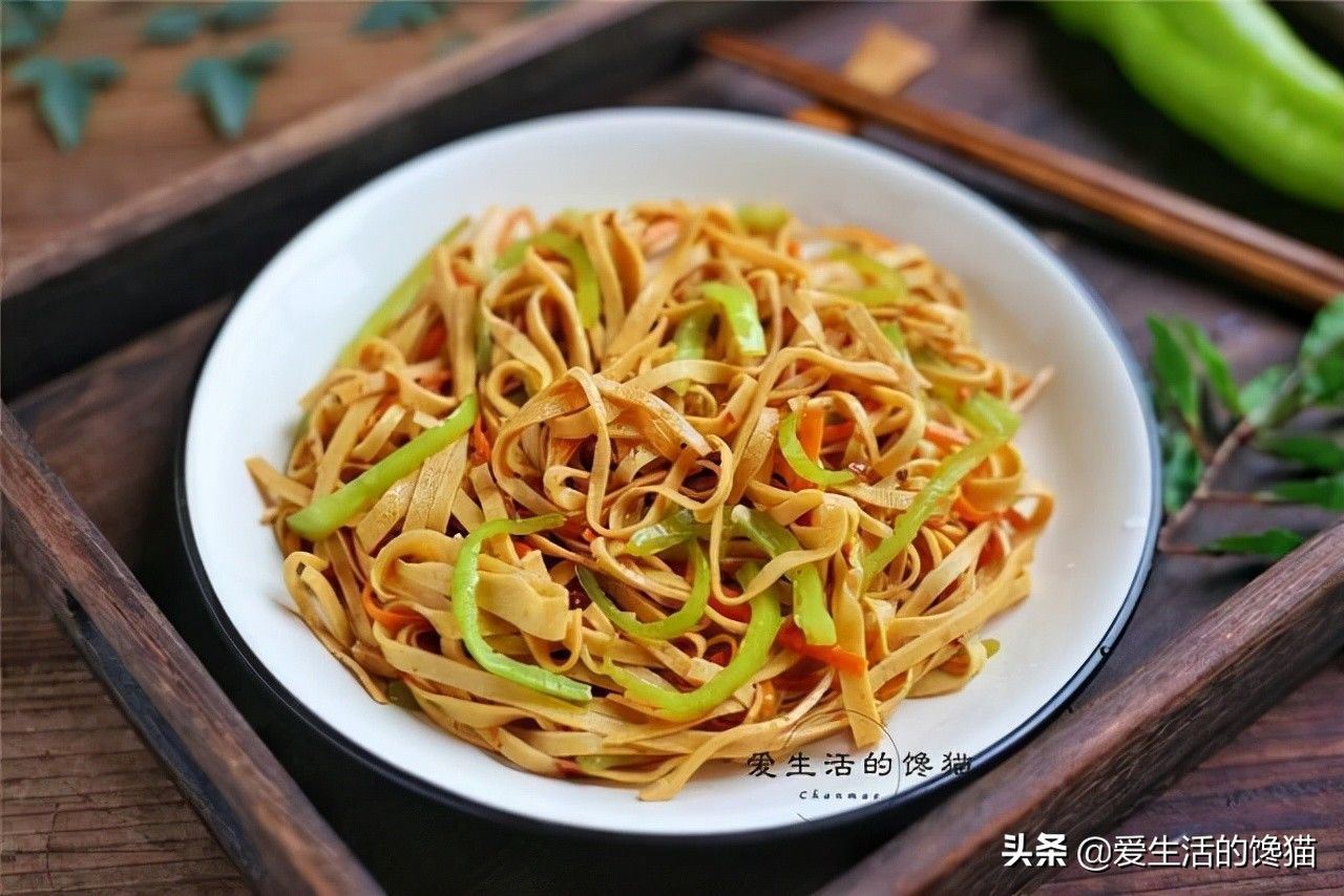 大鱼大肉吃多了,试试这6道下饭菜,三五元炒一盘,比肉更抢手