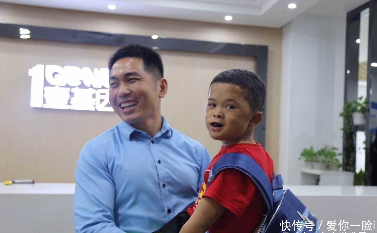 乡村男孩|“小马云”褪去马云光环,回归乡村男孩,只因越长越不像