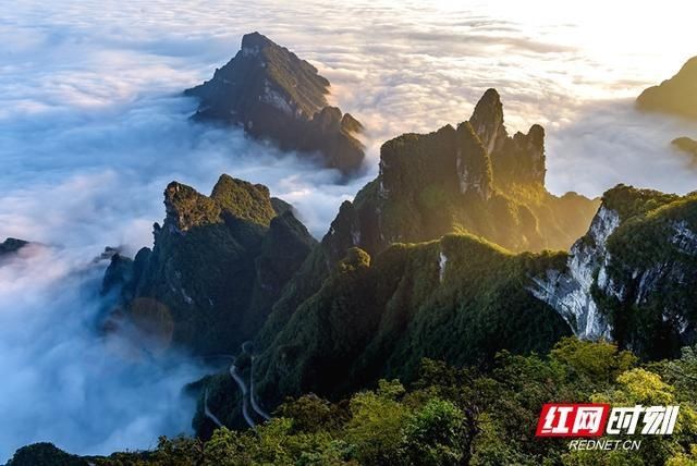 天门山|《瞰张家界》第四期：传奇天门山 一步一重天